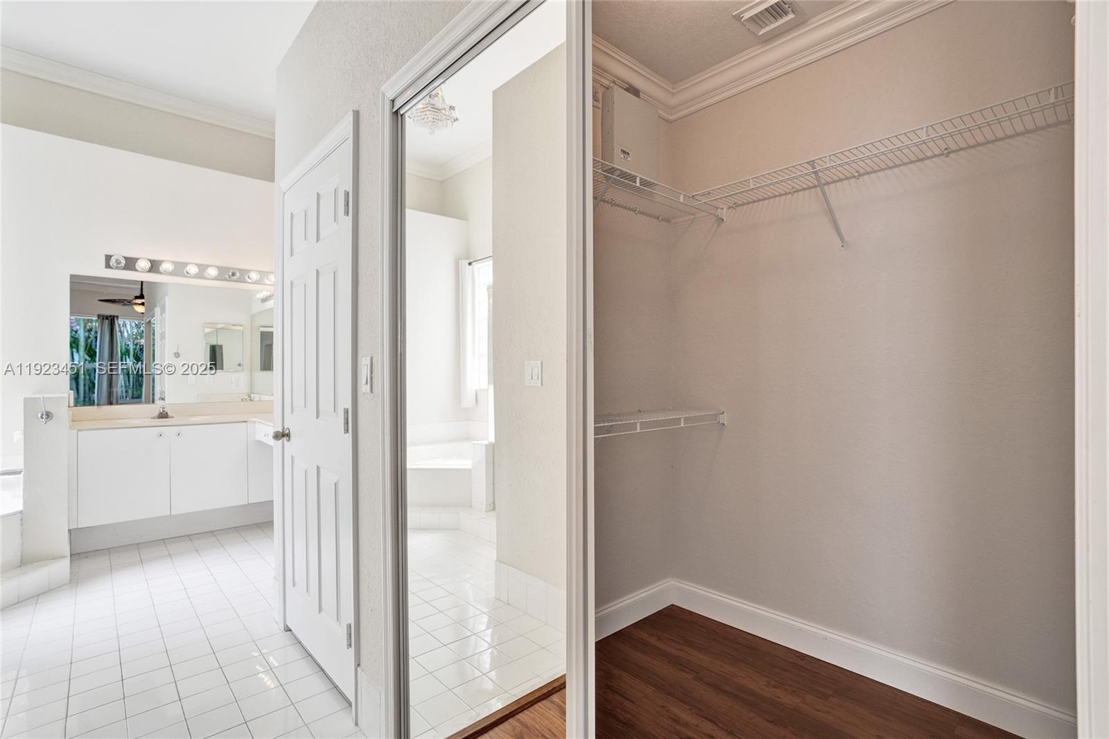 TWIN ACRES - Residential Lease