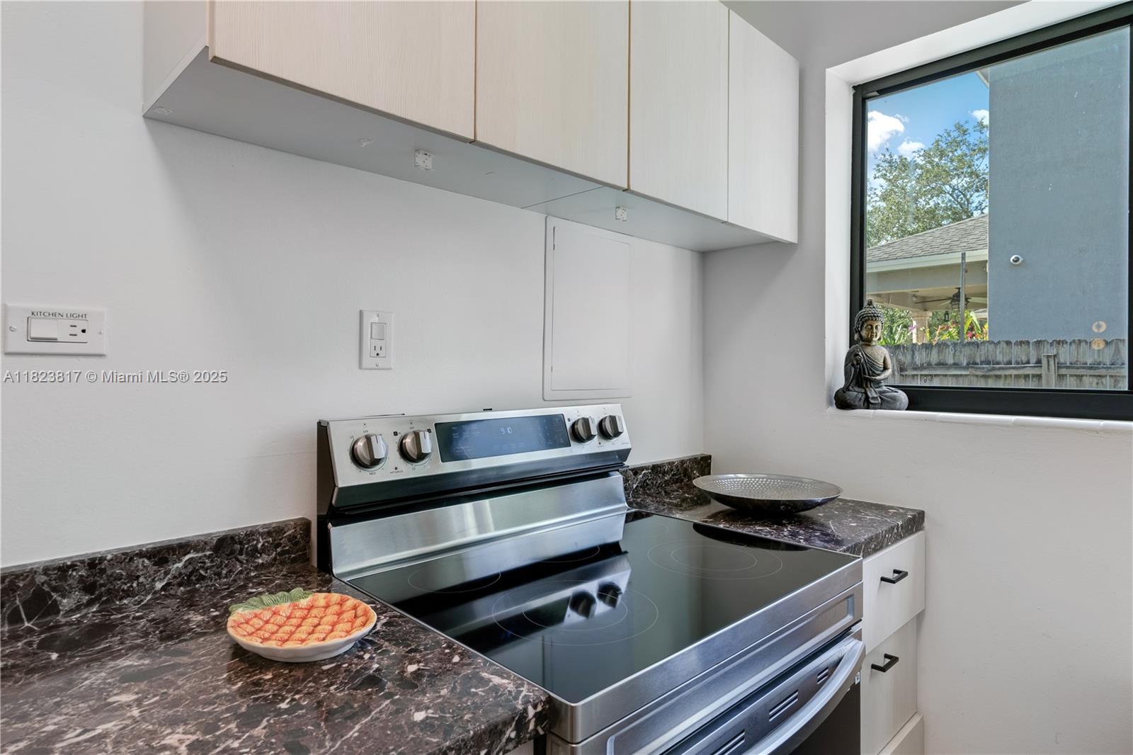 BAYVIEW ACRES - Residential Lease