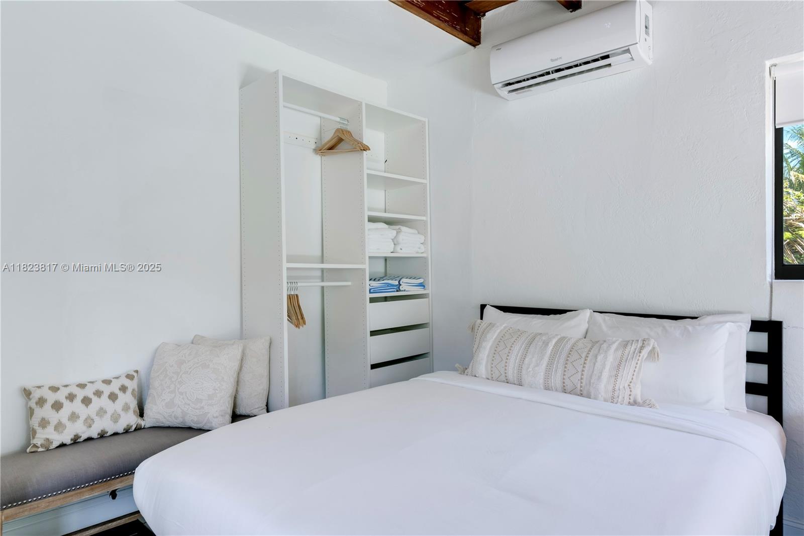 BAYVIEW ACRES - Residential Lease