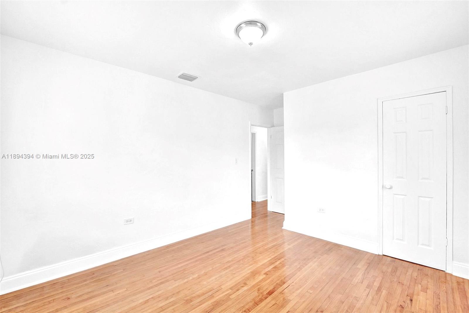 OVERBROOK SHORES NO 3 - Residential