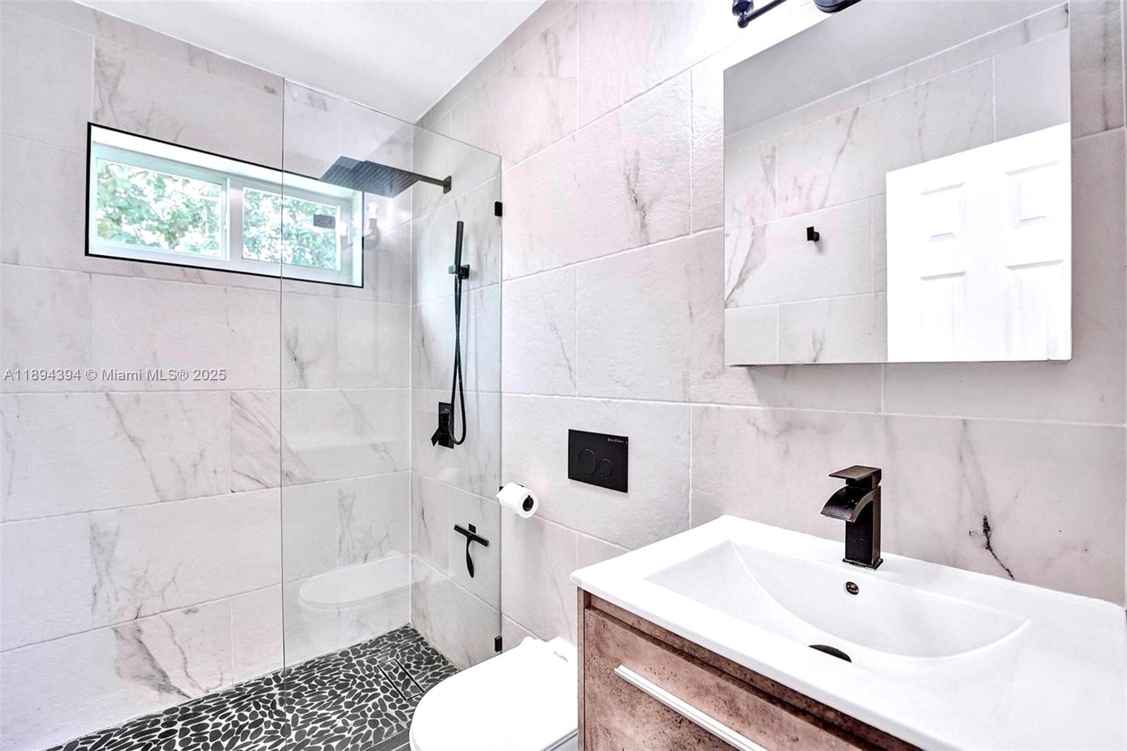 OVERBROOK SHORES NO 3 - Residential