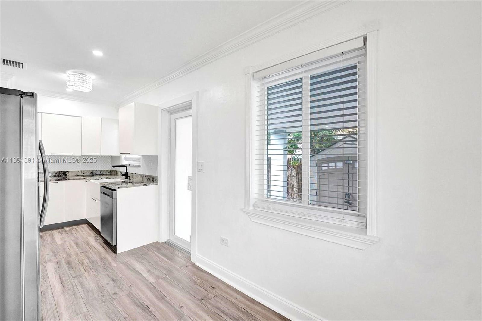 OVERBROOK SHORES NO 3 - Residential