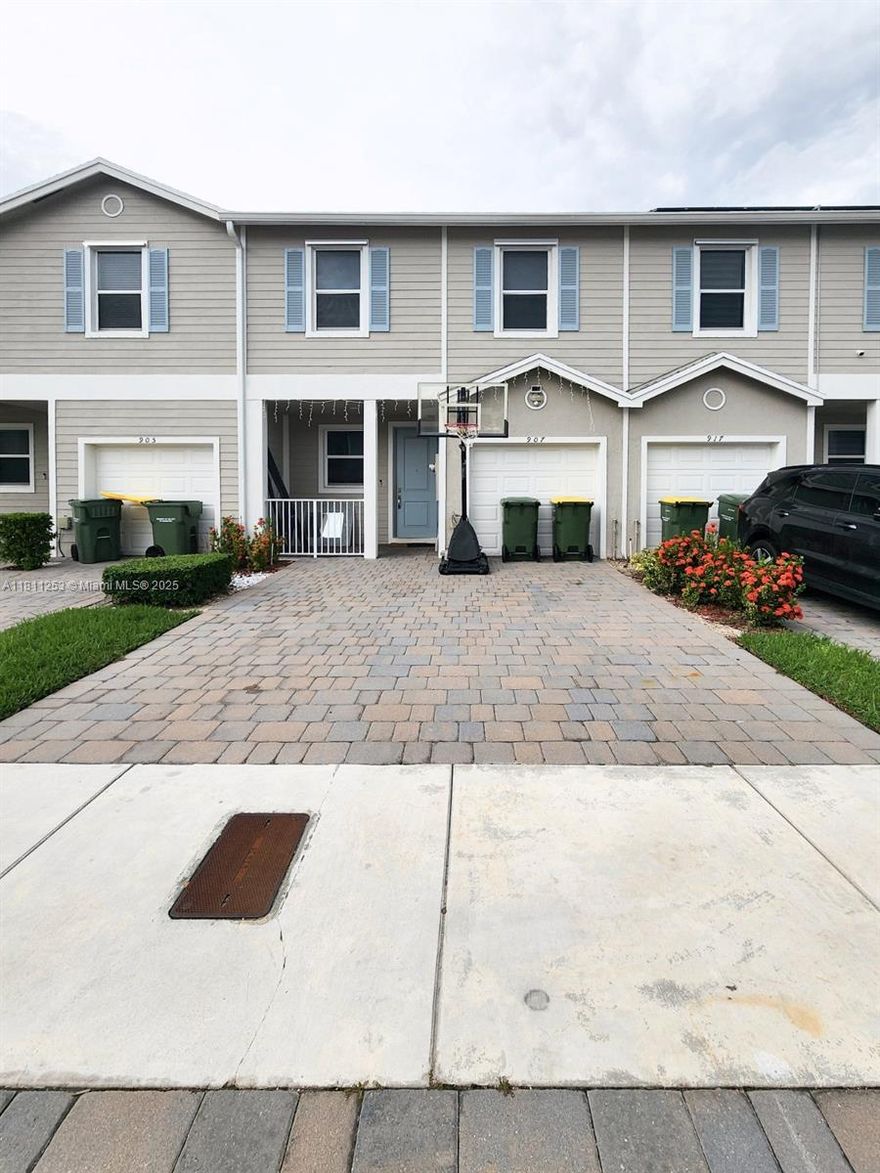 3 Bedroom, 2.5 Bathrooms, 1 Car Garage Townhome in a nice community.