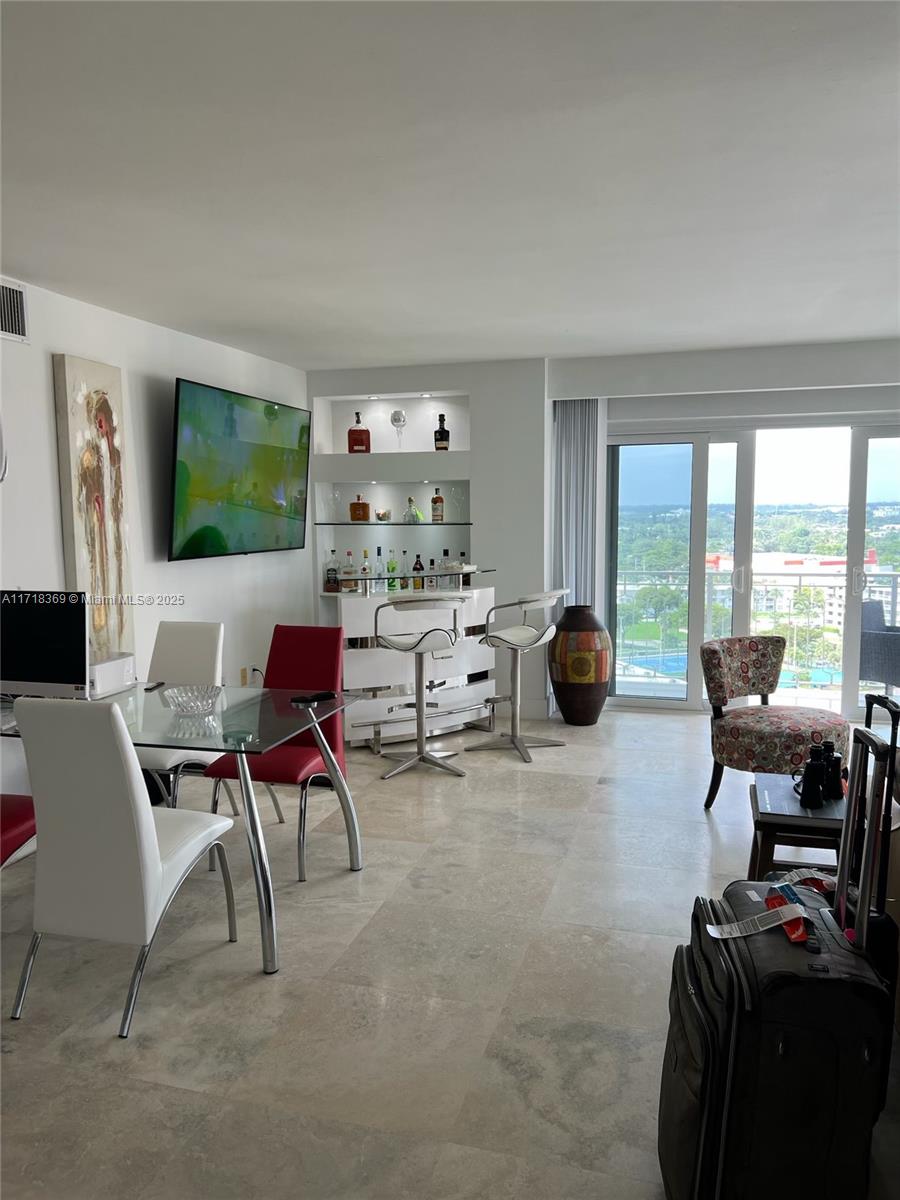 JOCKEY CLUB CONDO - Residential