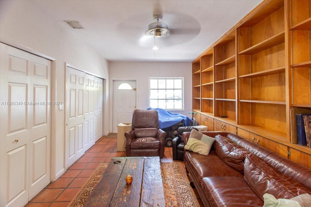 KILLIAN PARK - Residential