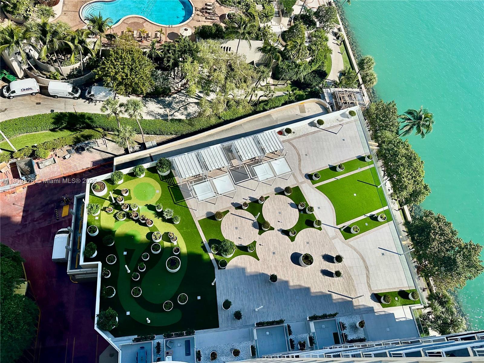 770 Claughton Island Dr PH-9