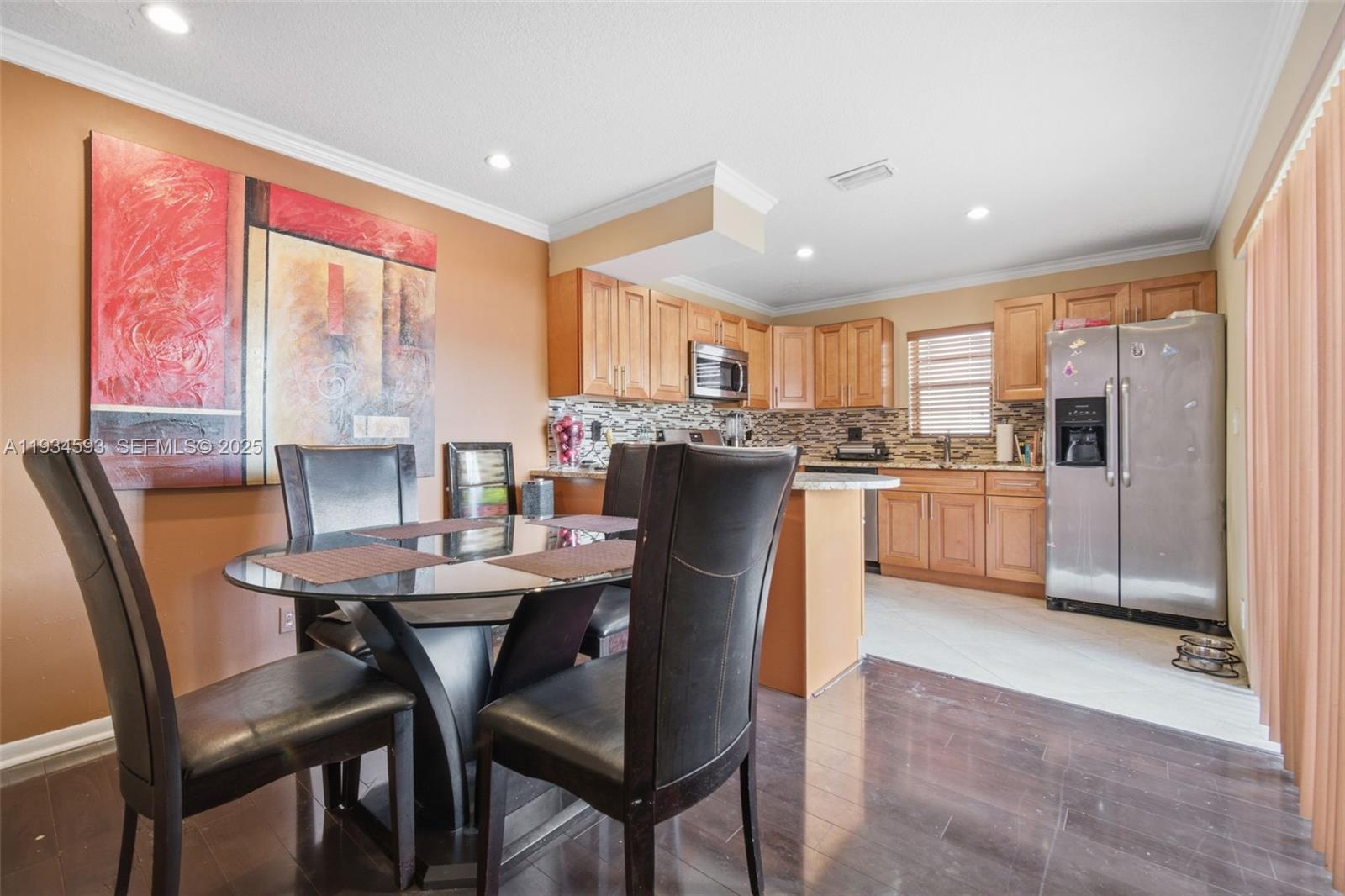 PARKSIDE - Residential