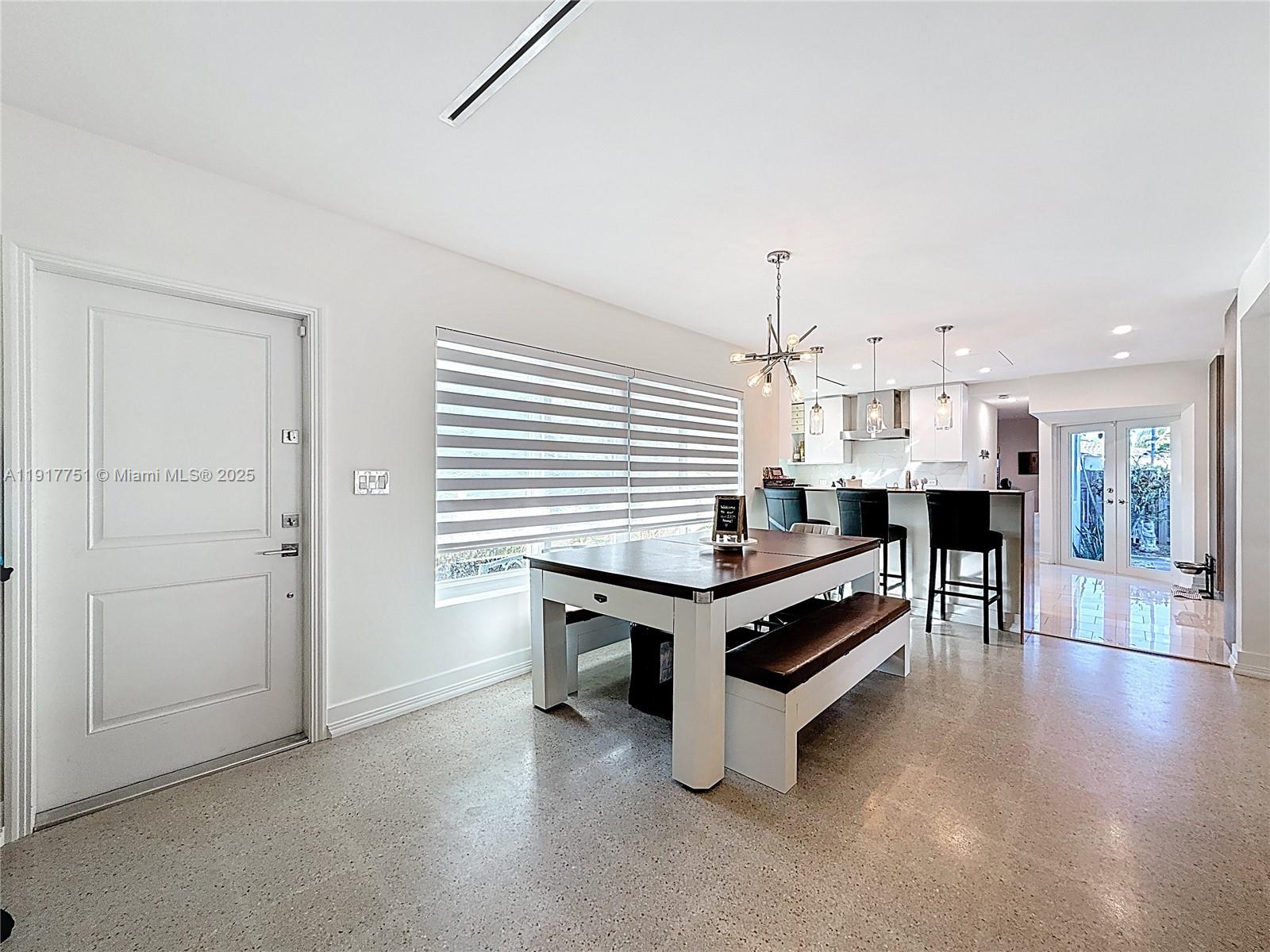 HOLLYWOOD COUNTRY CLUB ES - Residential