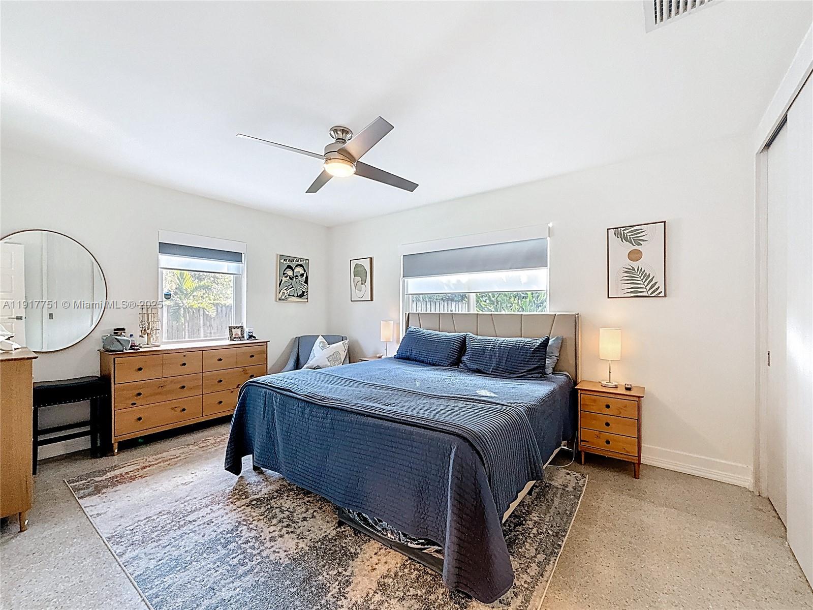 HOLLYWOOD COUNTRY CLUB ES - Residential