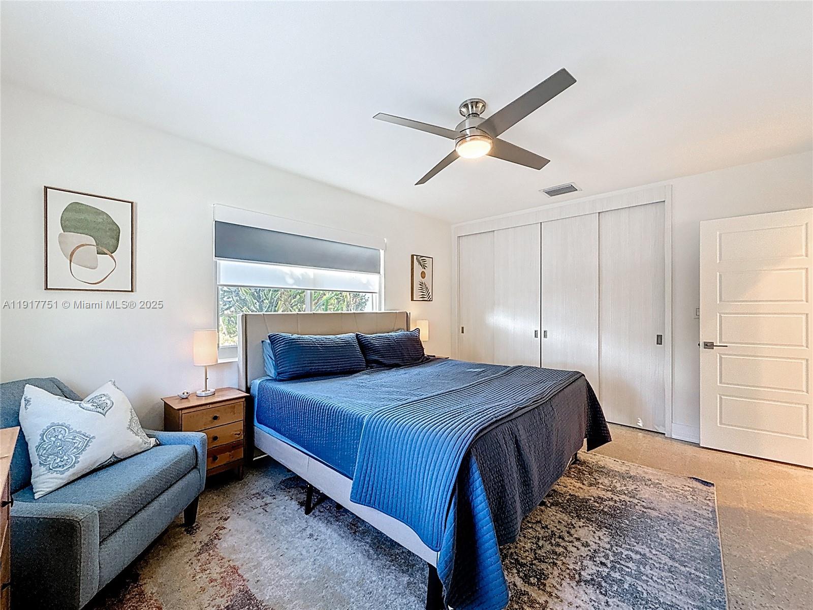 HOLLYWOOD COUNTRY CLUB ES - Residential