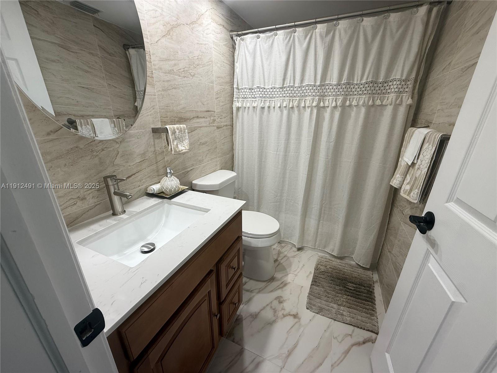 KEYS GATE CONDO NO SEVEN - Residential