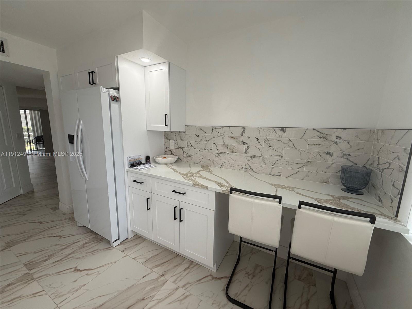 KEYS GATE CONDO NO SEVEN - Residential