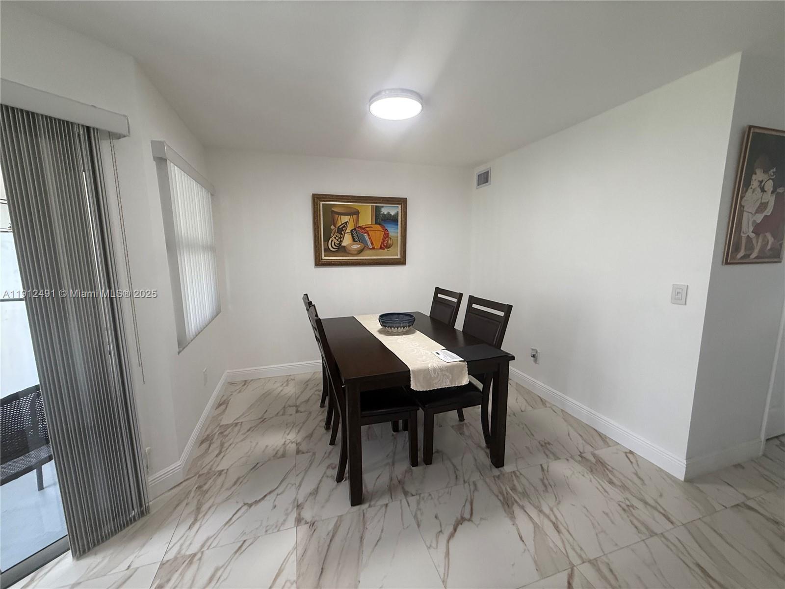 KEYS GATE CONDO NO SEVEN - Residential