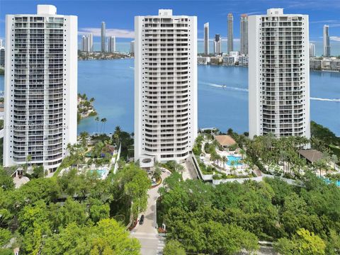 A home in Aventura