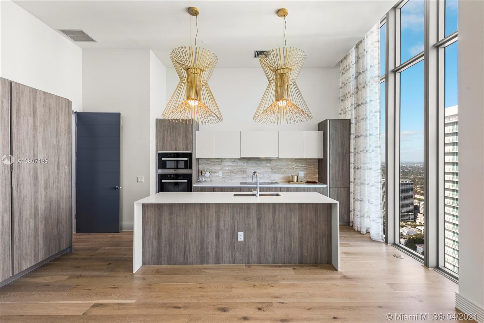 BISCAYNE BEACH CONDO - Residential