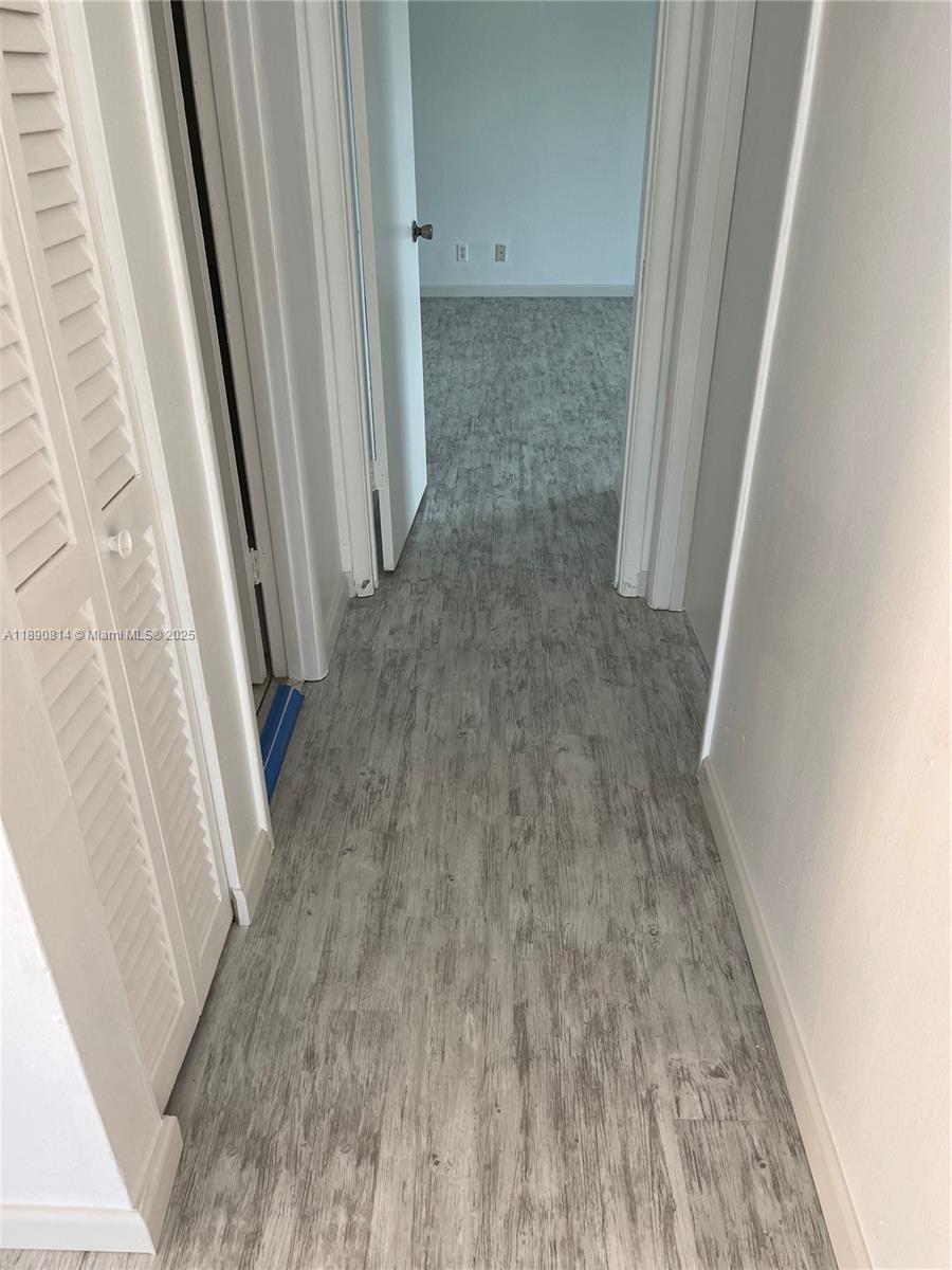 NEWPORT CONDO - Residential