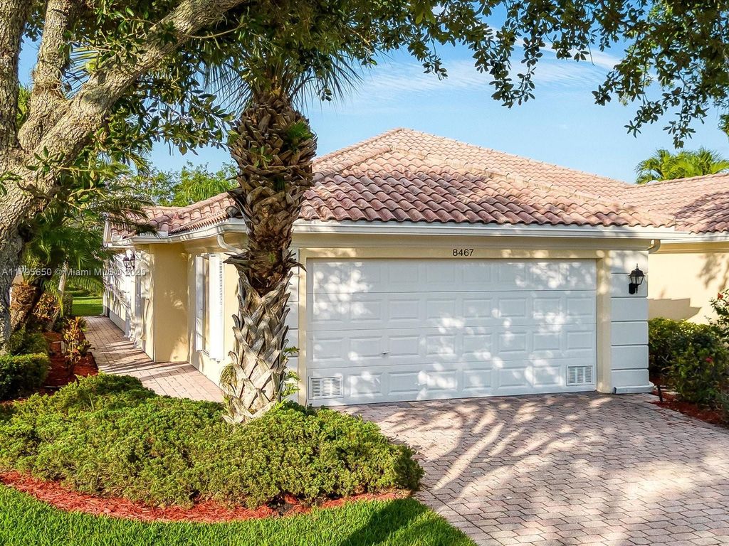 Photo of 8467 SE Retreat Dr, Hobe Sound, FL 33455 (MLS # A11795650)