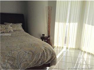 LA GORCE PALACE CONDO - Residential Lease