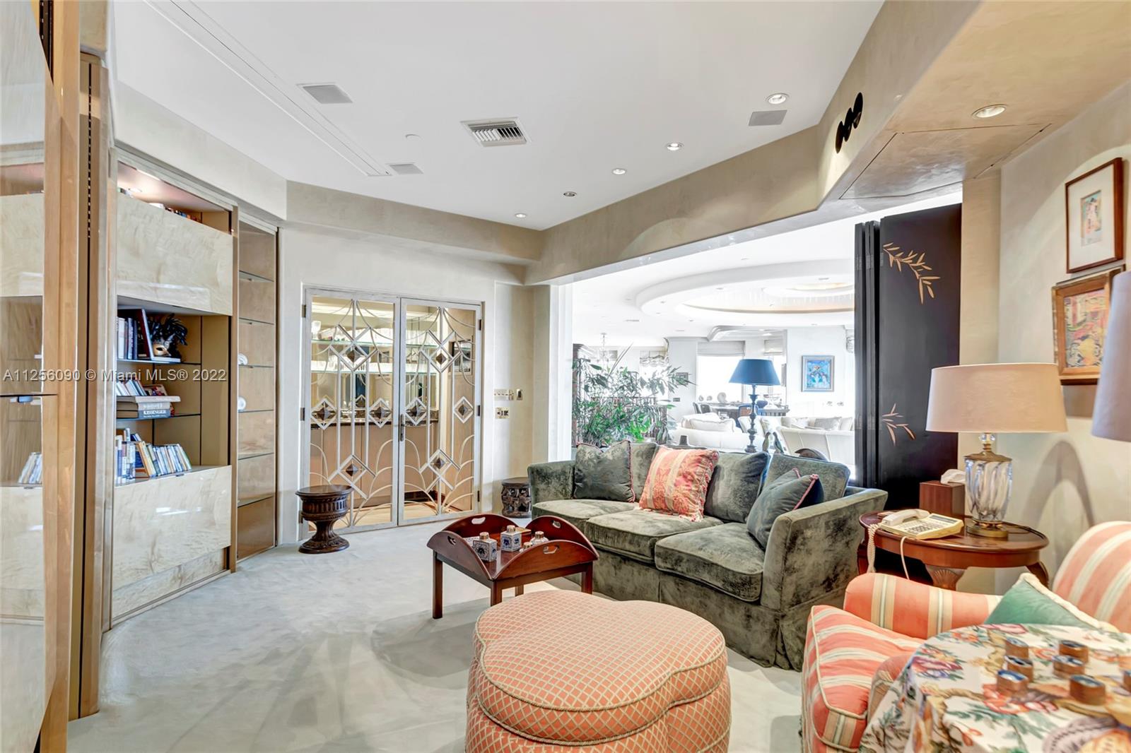 ONE ISLAND PLACE CONDO 1 - Residential