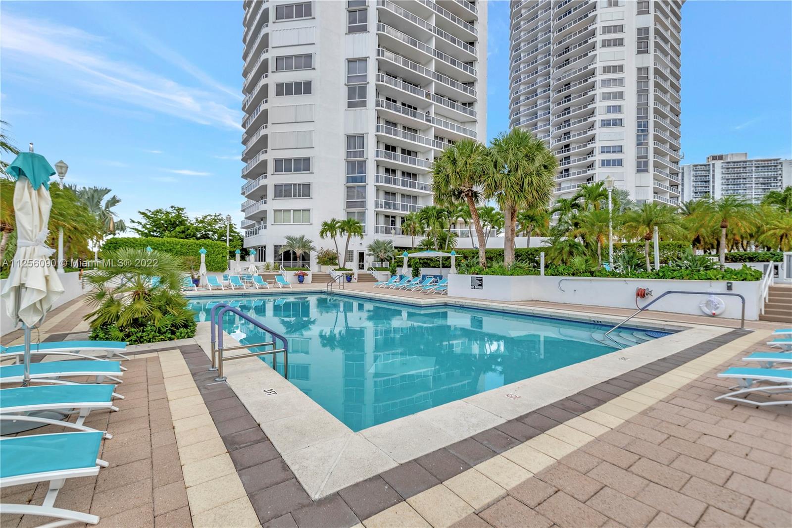 ONE ISLAND PLACE CONDO 1 - Residential