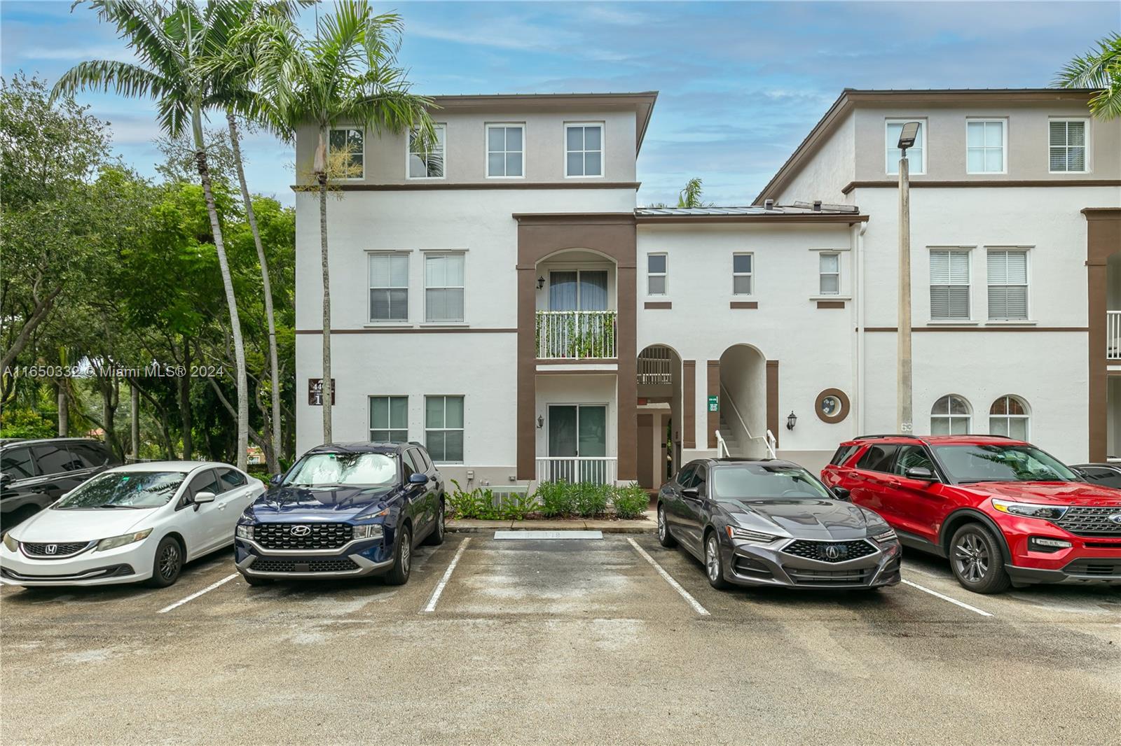 Photo 33 of 37 of listing 40ef7eb1-c304-4707-85a3-416b74b39ddb condo