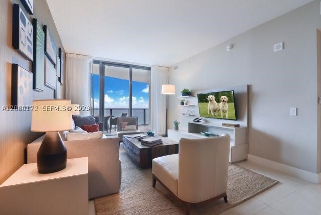 4111 S Ocean Dr 2010