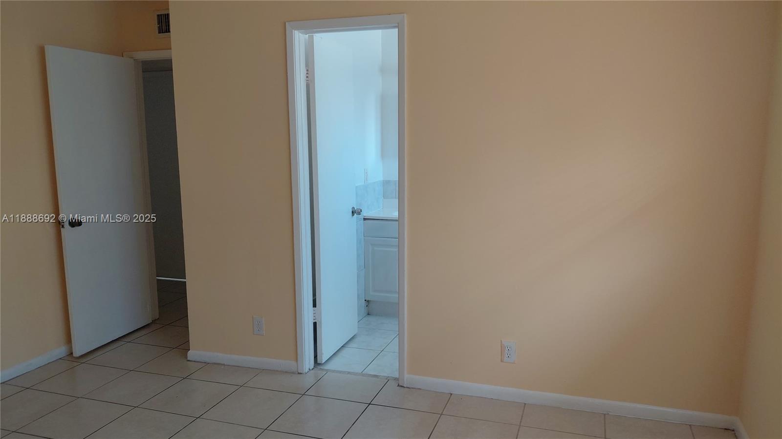 SILVER PALMS CONDO - Residential
