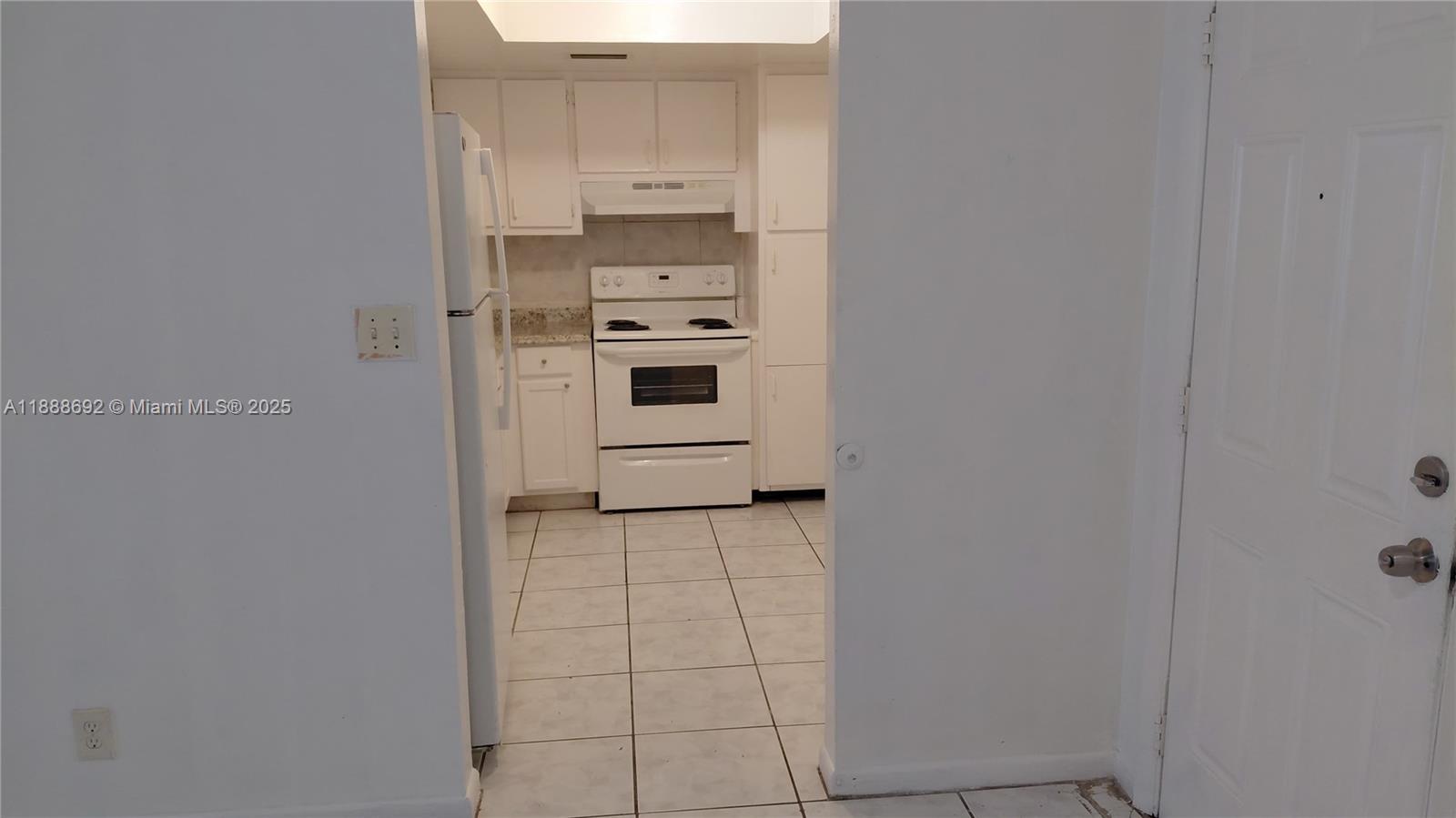 SILVER PALMS CONDO - Residential
