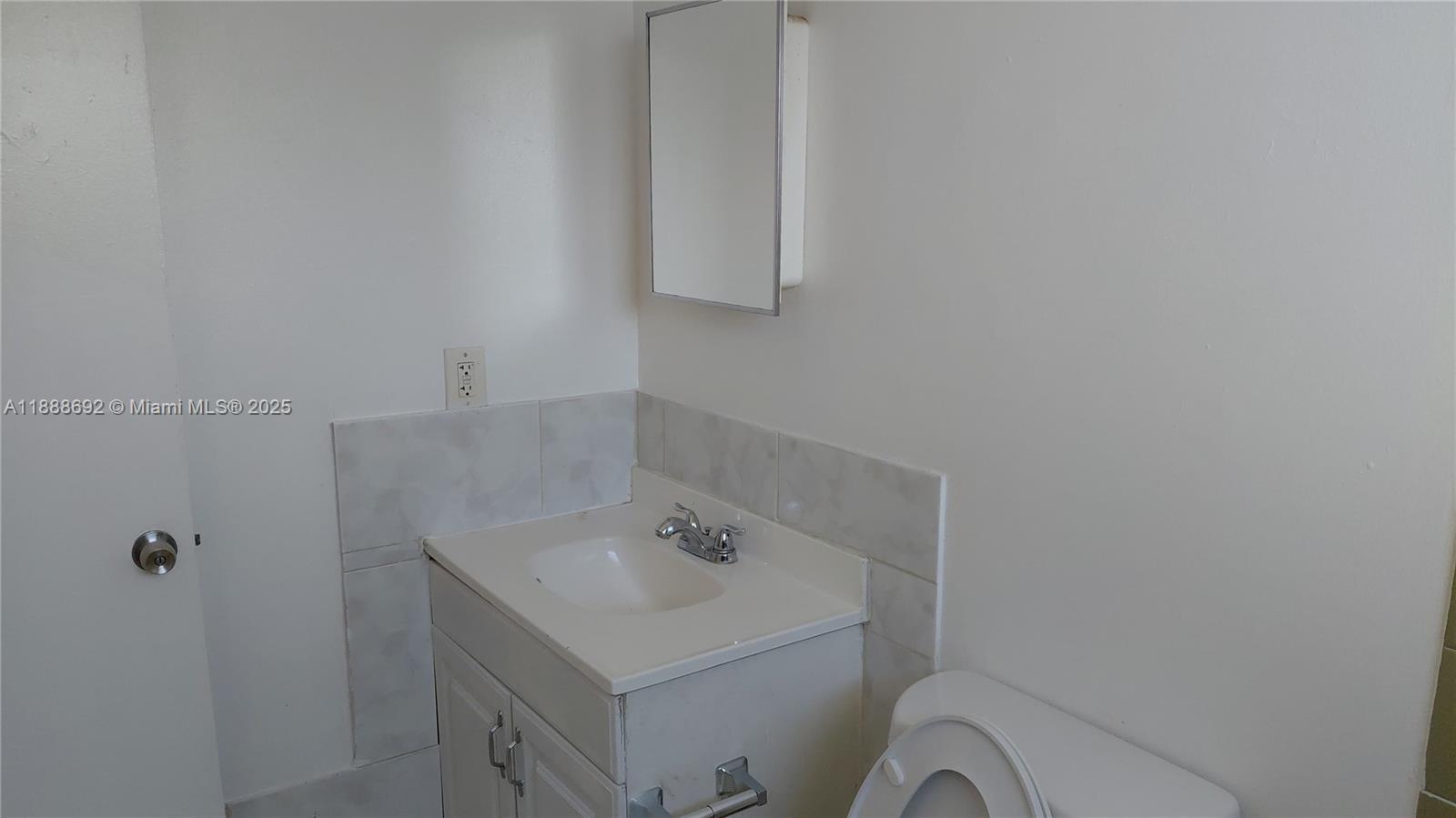 SILVER PALMS CONDO - Residential