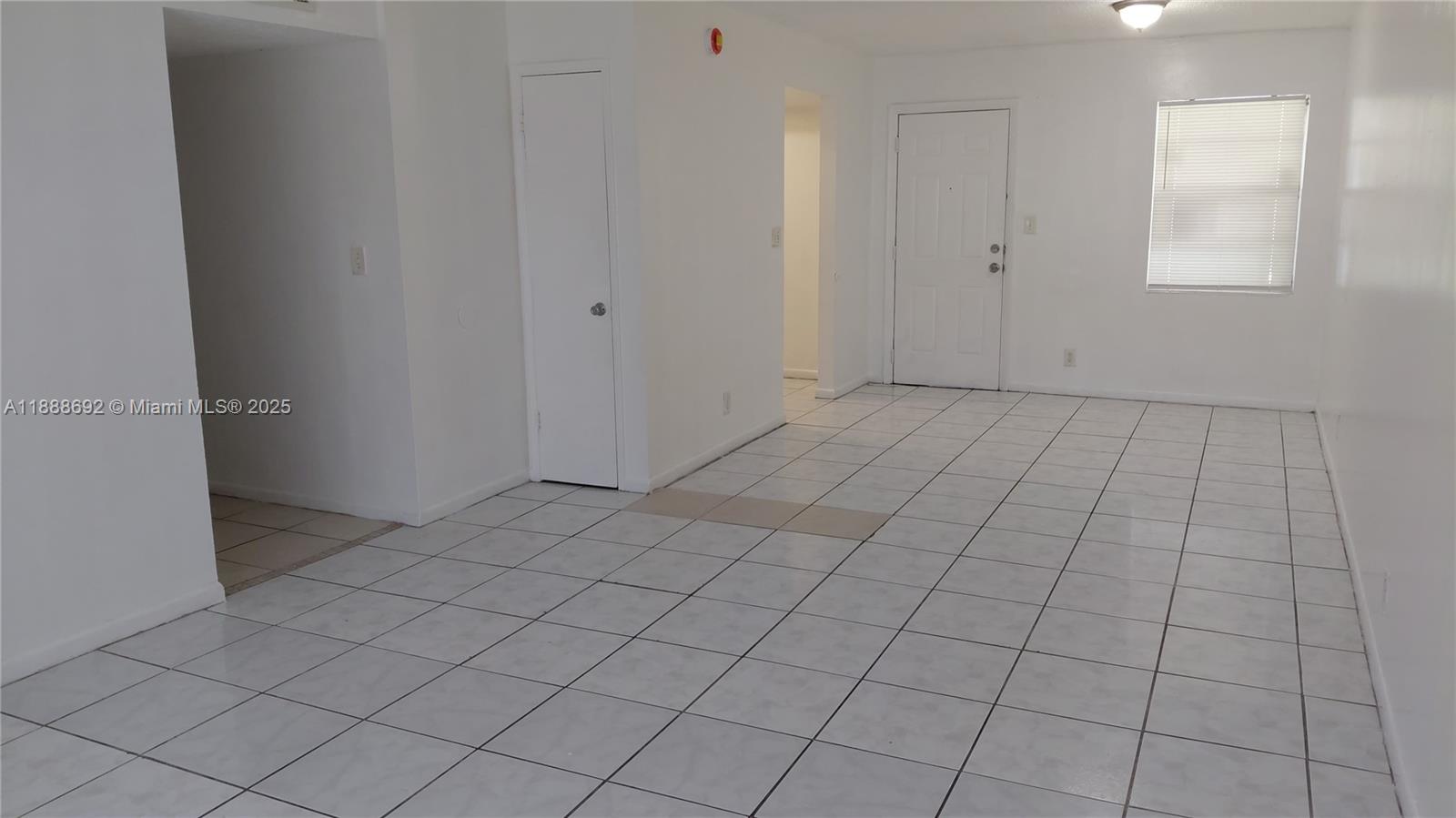 SILVER PALMS CONDO - Residential