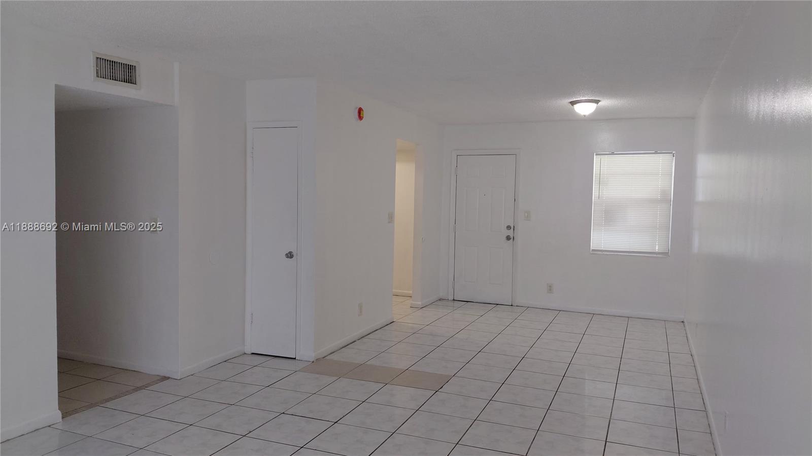 SILVER PALMS CONDO - Residential