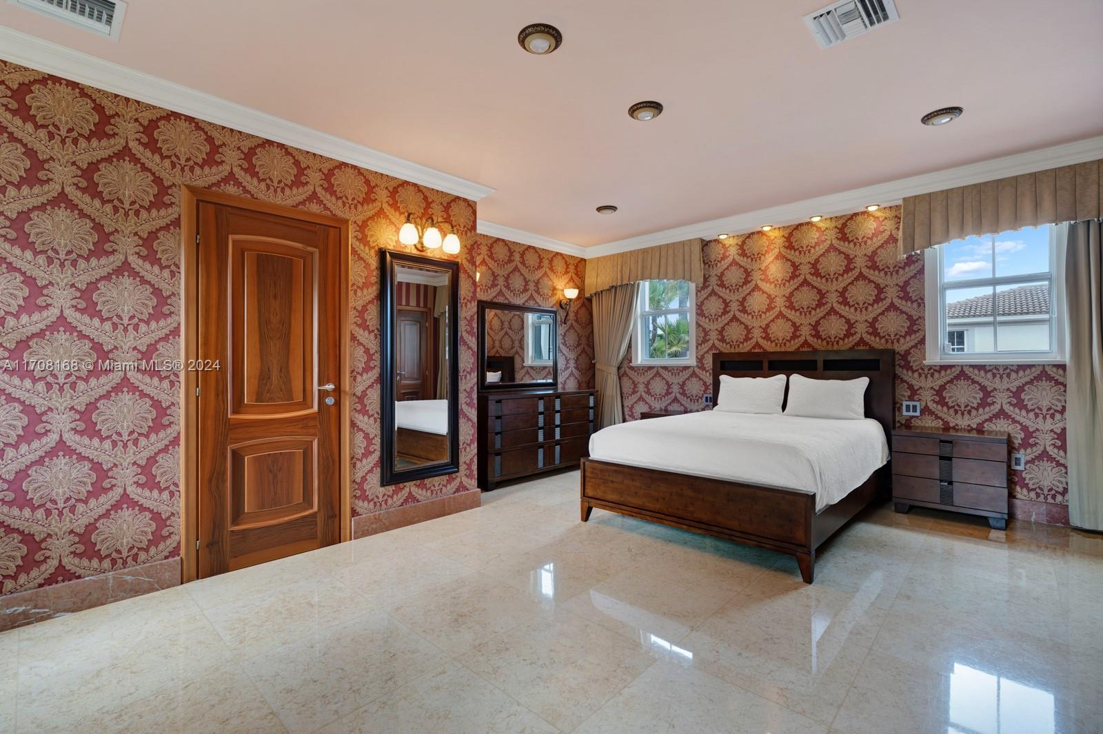 THE COURTYARDS AT THE POI - Residential