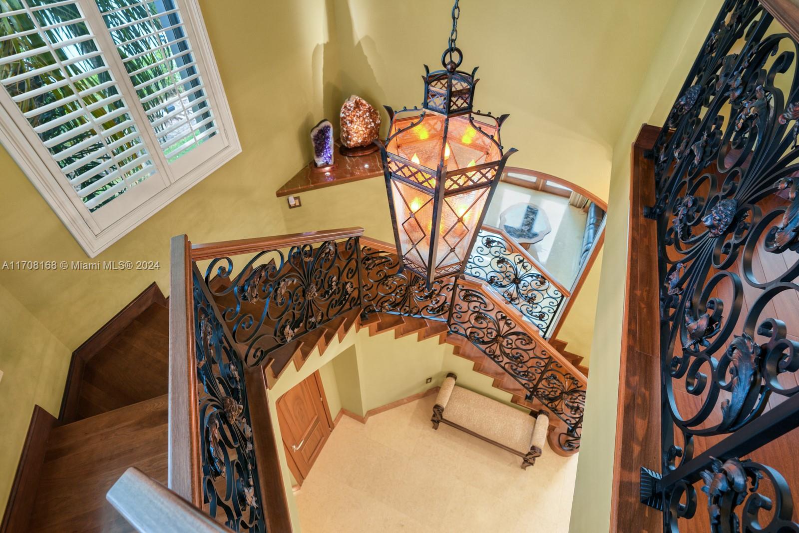 THE COURTYARDS AT THE POI - Residential