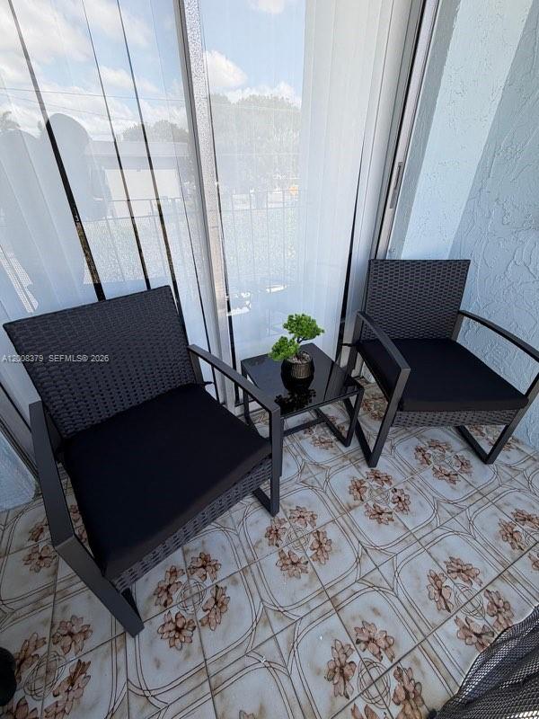 LAS PALMAS CONDO - Residential