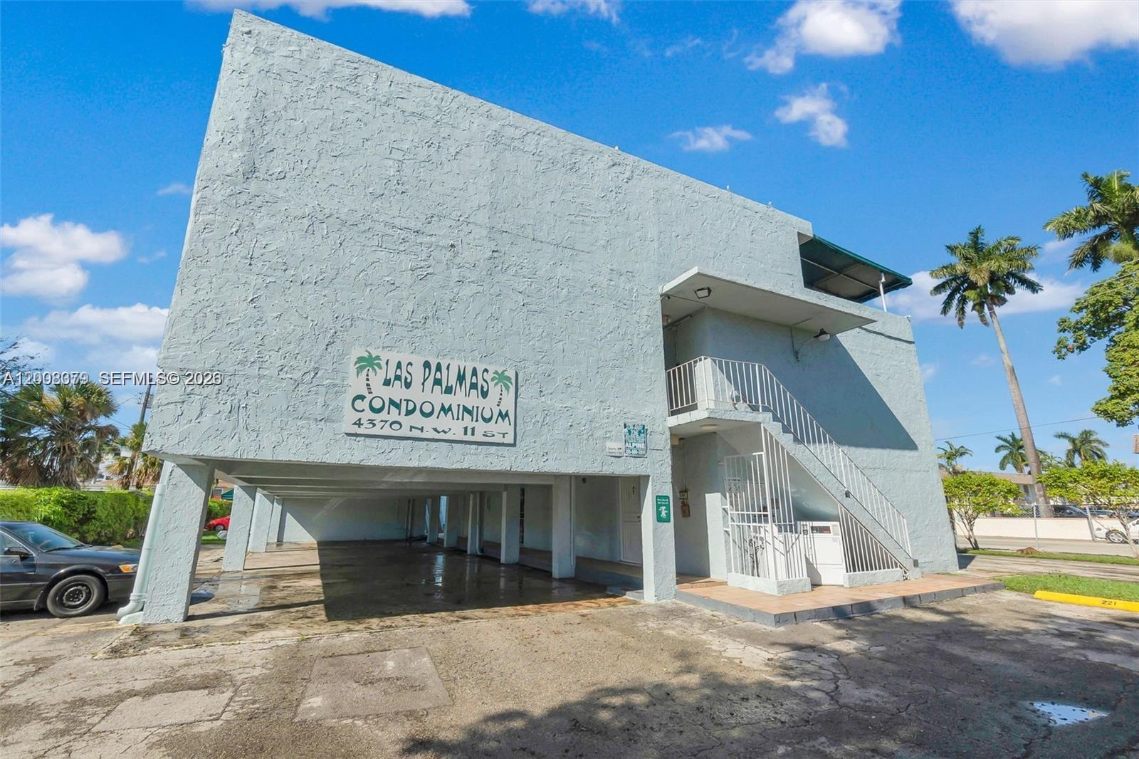 LAS PALMAS CONDO - Residential