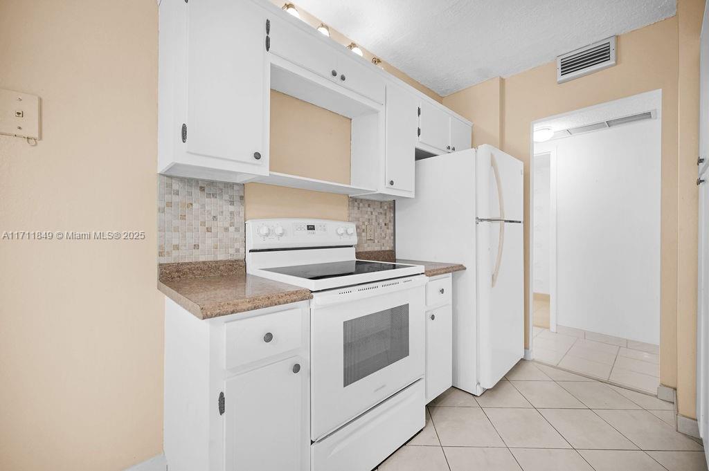 CRYSTAL TOWER INC CONDO - Residential