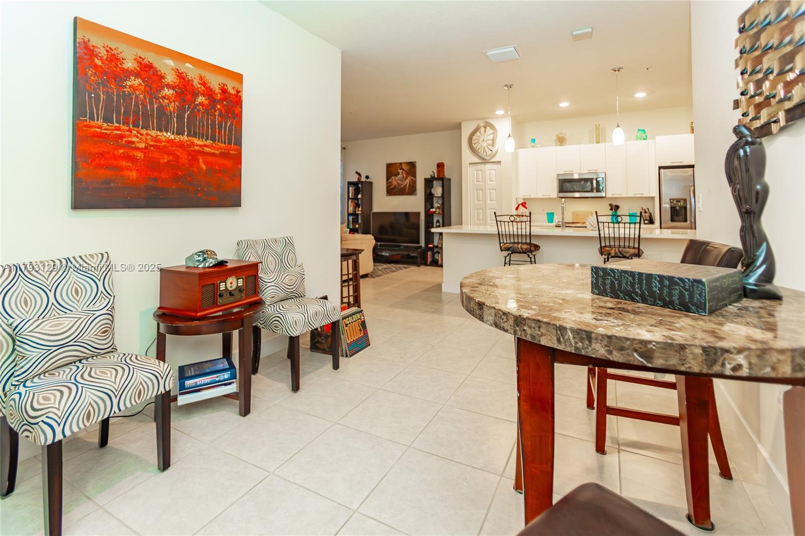 APEX AT PARK CENTRAL COND - Residential