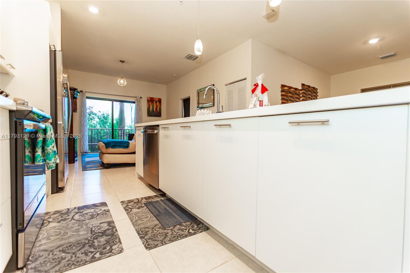 APEX AT PARK CENTRAL COND - Residential