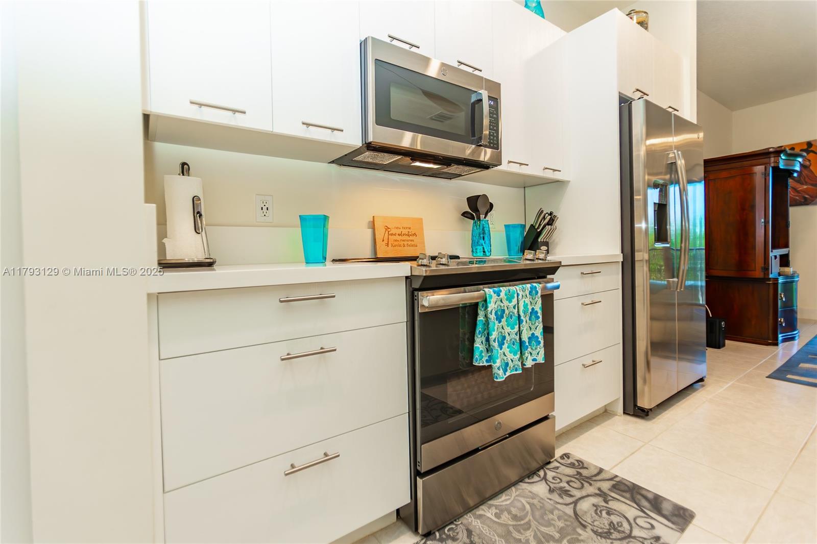 APEX AT PARK CENTRAL COND - Residential