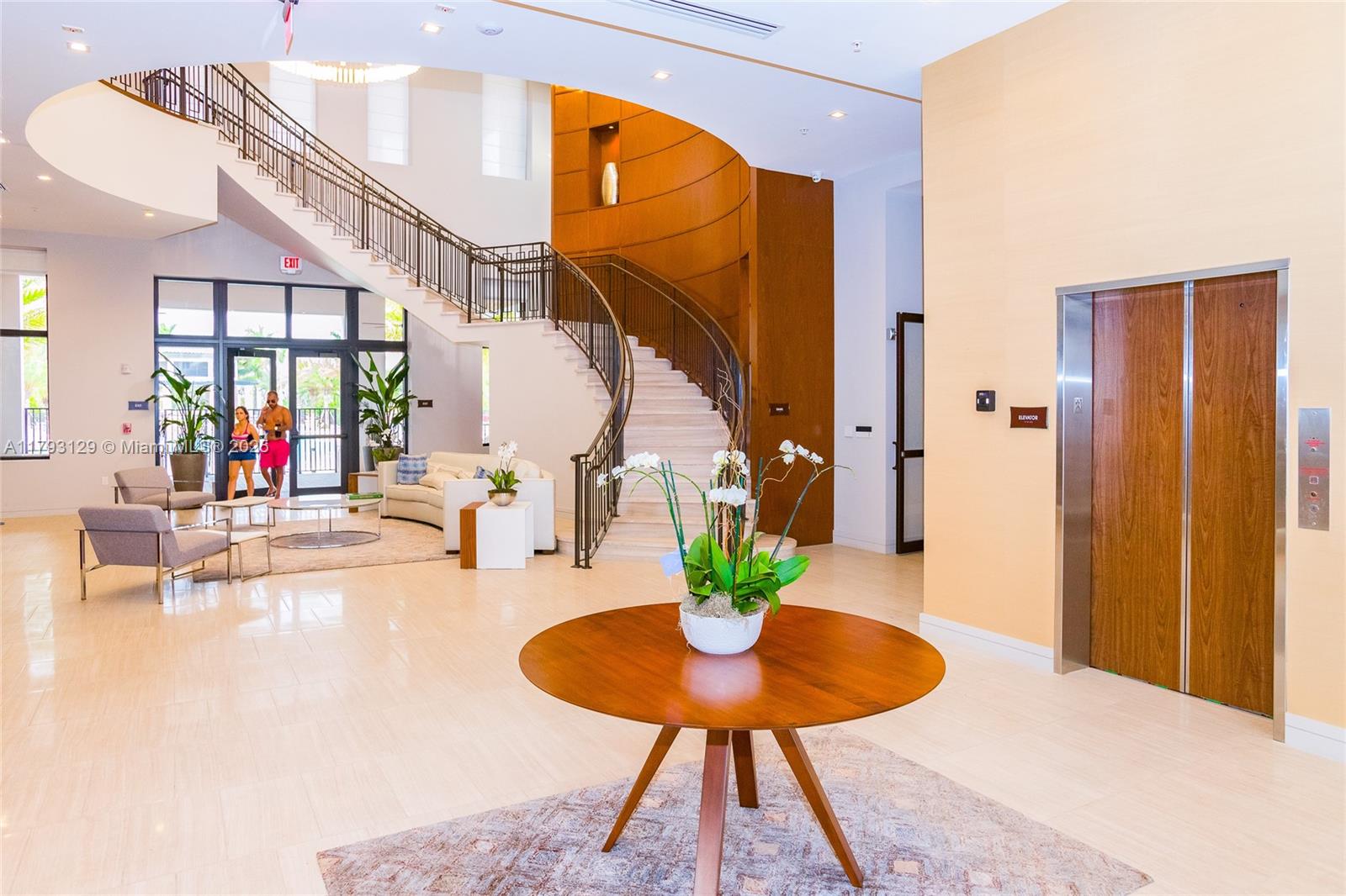 APEX AT PARK CENTRAL COND - Residential