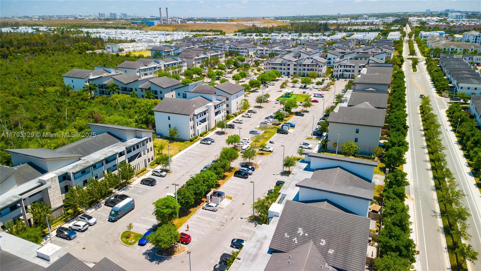 APEX AT PARK CENTRAL COND - Residential