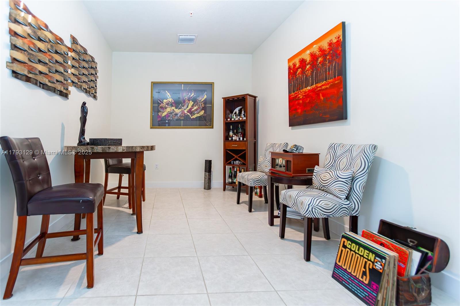 APEX AT PARK CENTRAL COND - Residential