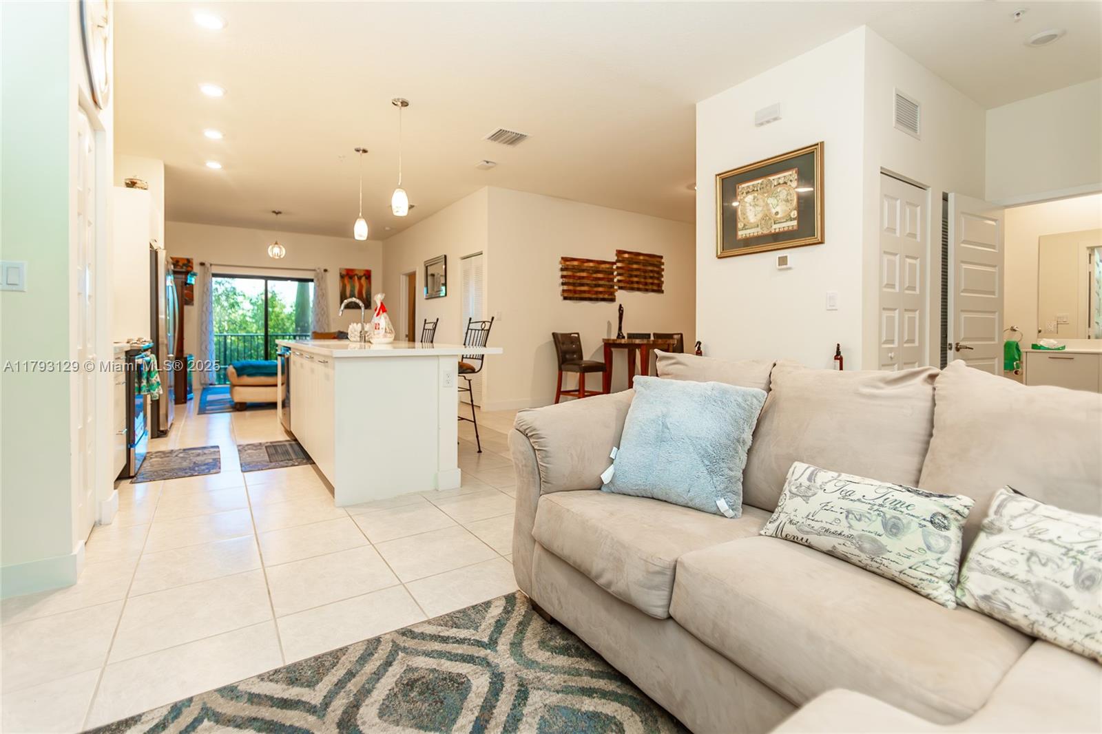 APEX AT PARK CENTRAL COND - Residential