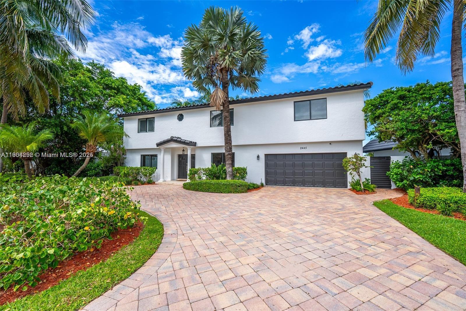 SANTA BARBARA SHORES - Residential