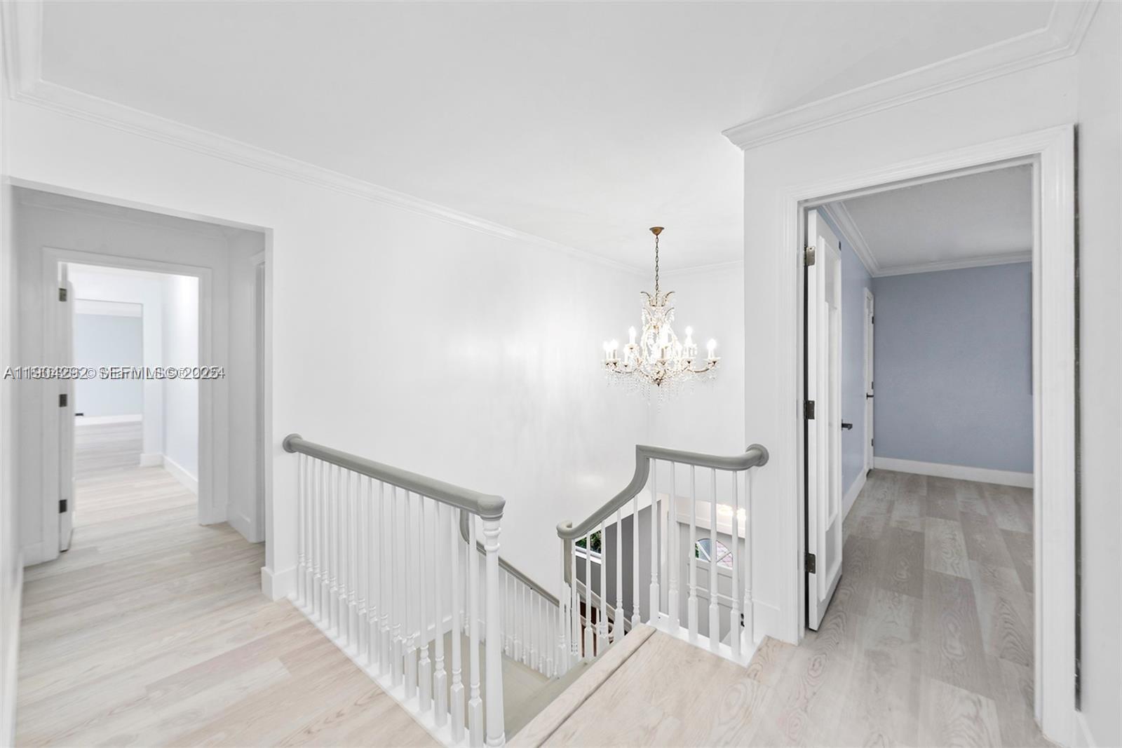 SANTA BARBARA SHORES - Residential