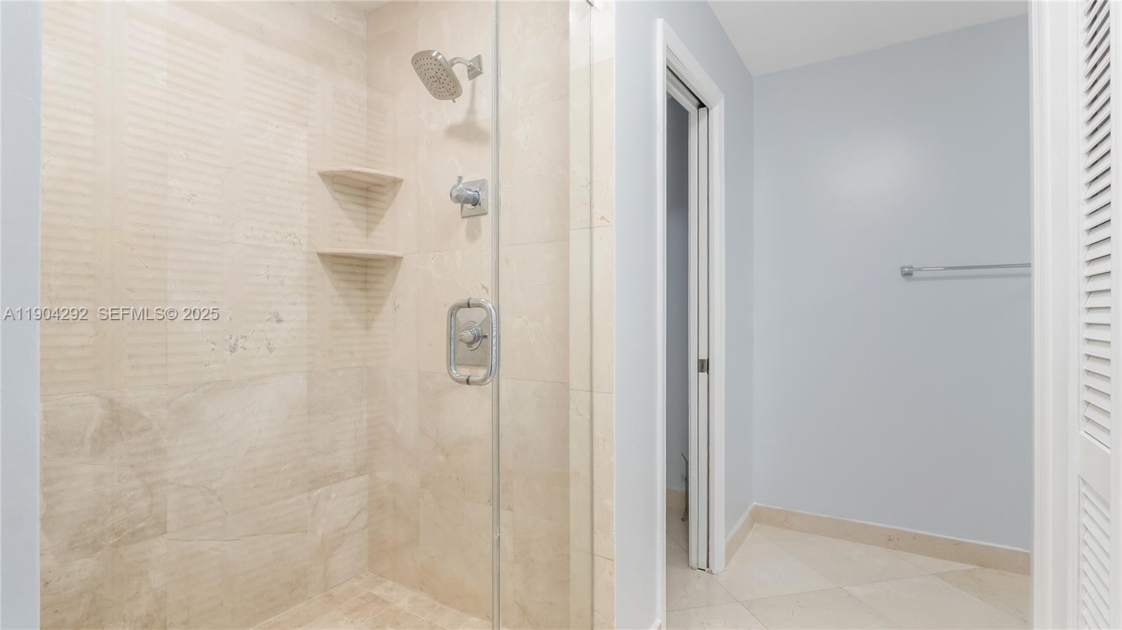 SANTA BARBARA SHORES - Residential