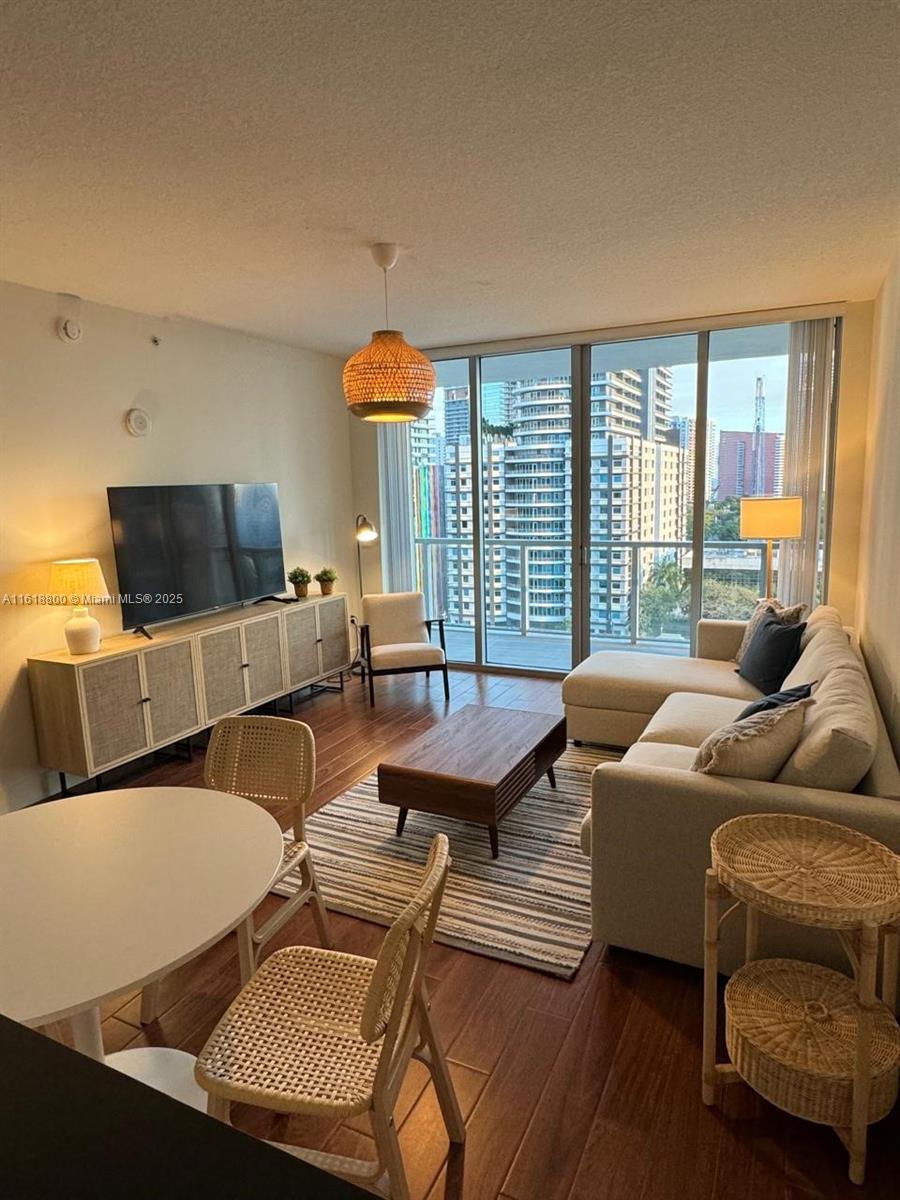 79 SW 12th St 1502-S