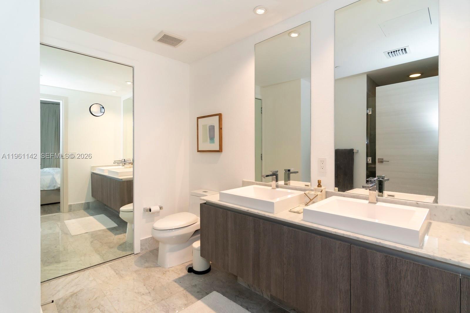 SLS LUX BRICKELL - Residential