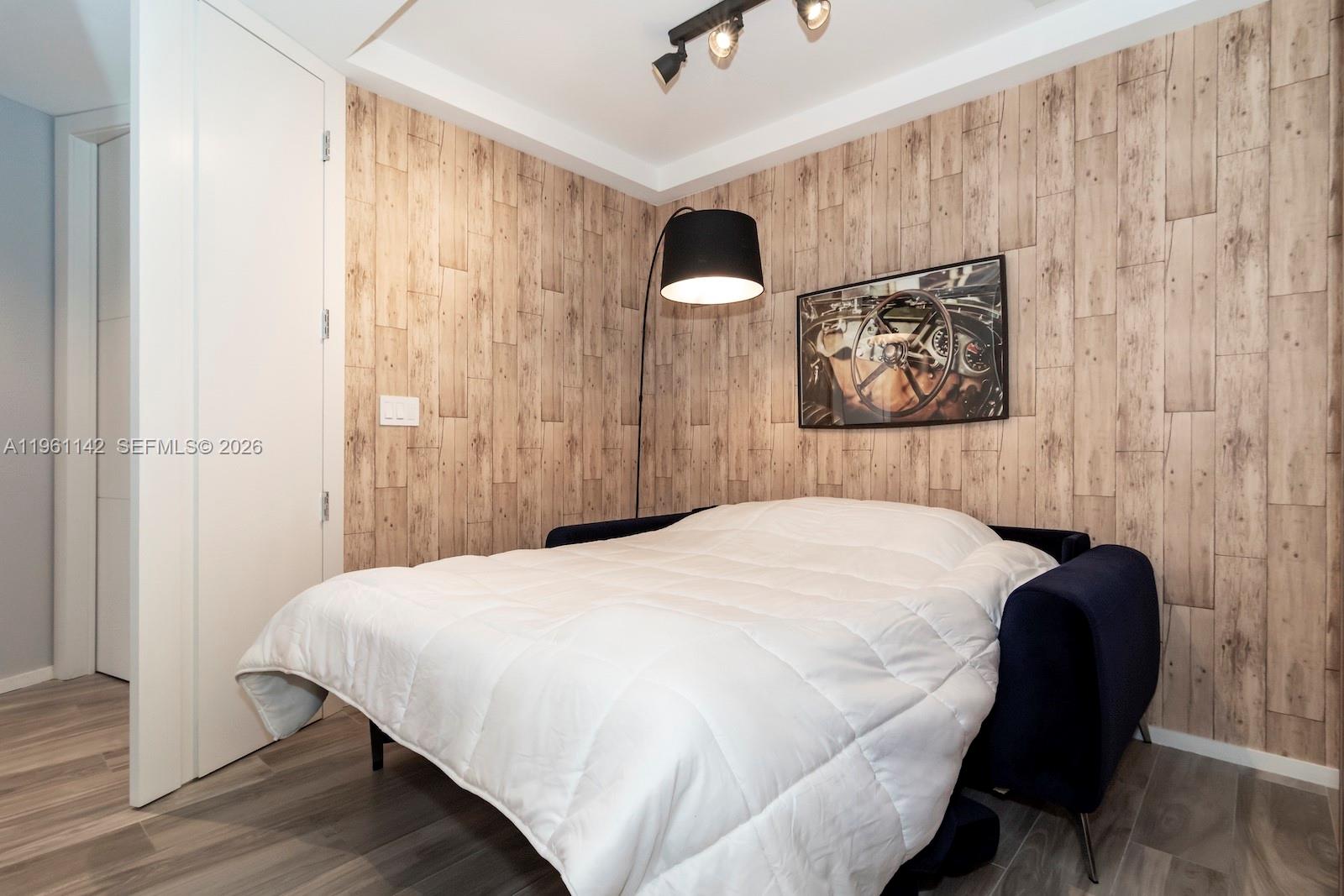 SLS LUX BRICKELL - Residential