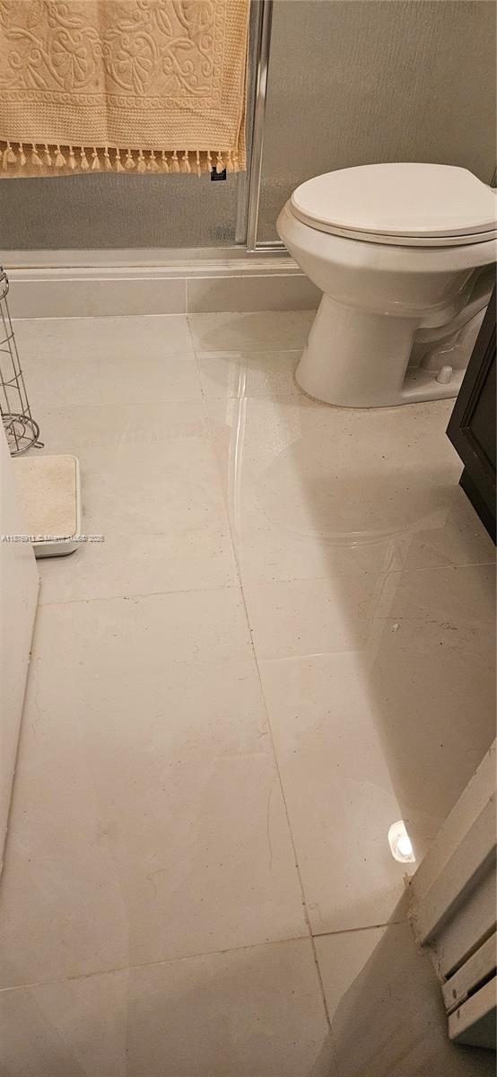 CYPRESS CHASE CONDO NO 8 - Residential Lease